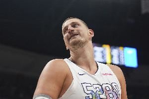 😎Windhorst:据我所知 约基奇对掘金休赛期的操作感到满意