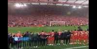 赛后经典环节！安菲尔德全场同唱“You will never walk alone”
