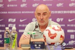 穆斯卡特：这样一场比赛是不该丢分的，补时阶段我们防守需更好些