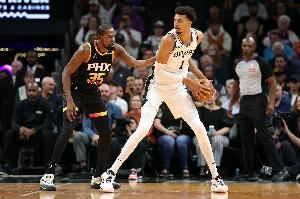 美记:马刺没有全力争夺杜兰特 没有报价榜眼签也不会加价
