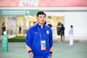 鲁媒:一位巴萨青训背景教练加入泰山教练组;王昊斌有望进一队