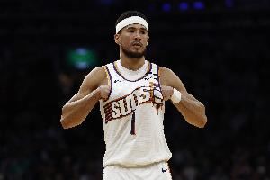 苏群:32-33赛季会出现第1位收入过亿的球员 老板们仍是最终赢家