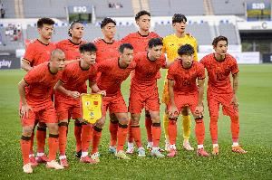 足球报:国足末战需战术简洁+思想统一 排除舆论干扰至关重要